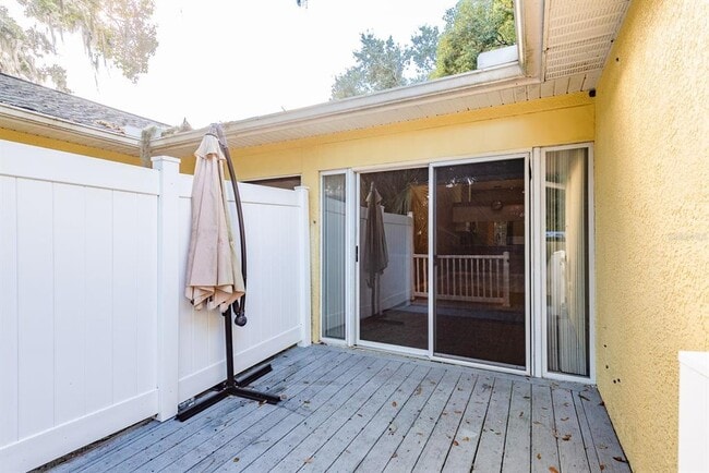 Building Photo - 406 S Bayview Blvd