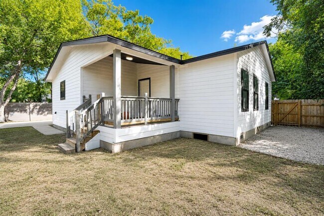 Building Photo - 3501 Grayson Ln