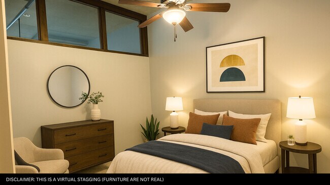 Building Photo - 933 W Van Buren St