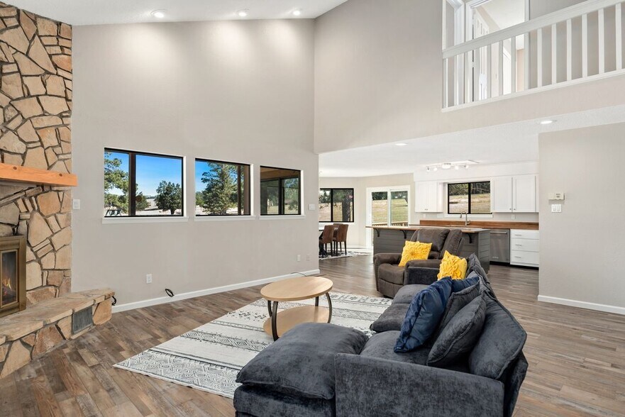 Building Photo - 104 Bogie Ln