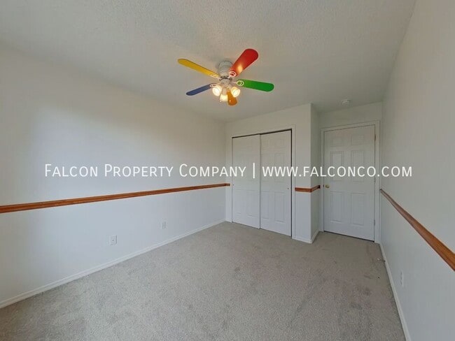 Building Photo - 7150 Grand Prairie Dr