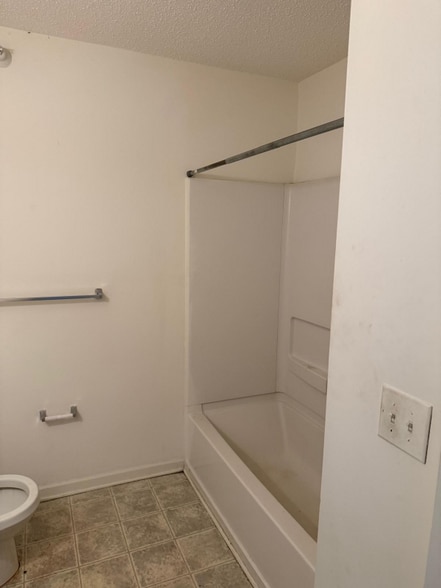 Building Photo - 1911 Wolf Tech Ln