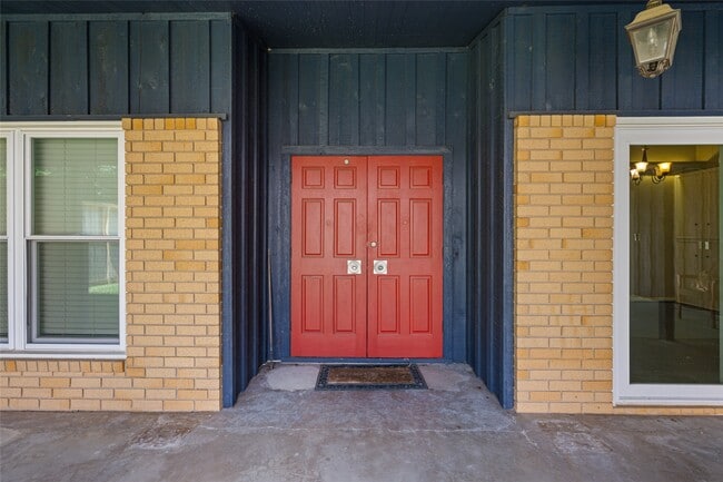 Building Photo - 3808 Avenue O
