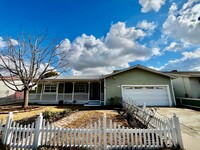 Building Photo - Spacious 5B/2BA Home in Chula Vista w/ 2 C...