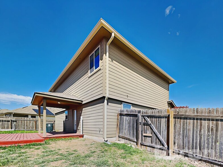 Building Photo - 2676 Diamondback Trail