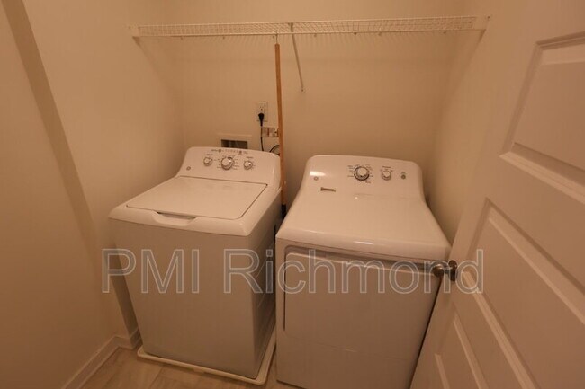 Building Photo - 12229 Ground Pine Ct