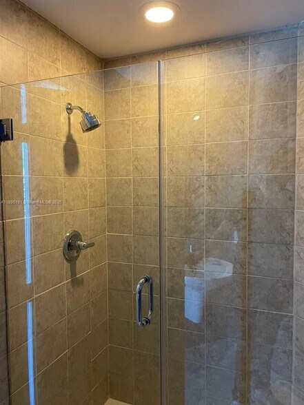 Building Photo - 60 SW 13th St