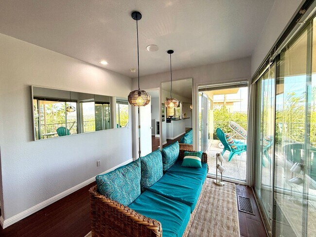 Building Photo - RIMCREST - Rare opportunity 2BR/2BA - Long Term - Furnished / Unfurnished