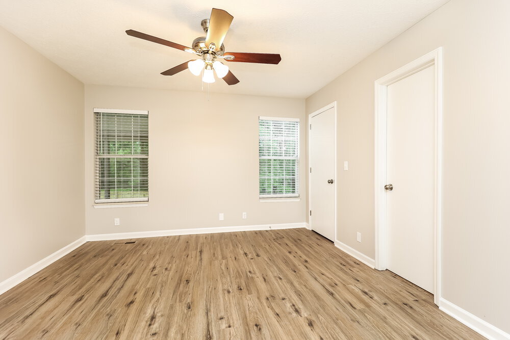 Building Photo - 129 Agee Cir E