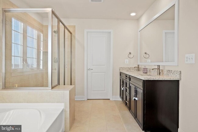 Building Photo - 1281 Backbone Wy