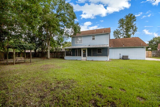 Building Photo - 949 Piercefield Dr