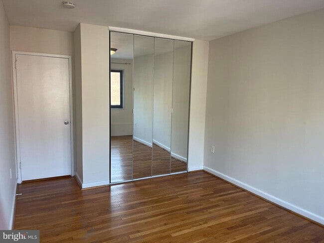 Building Photo - 1200 S Arlington Ridge Rd