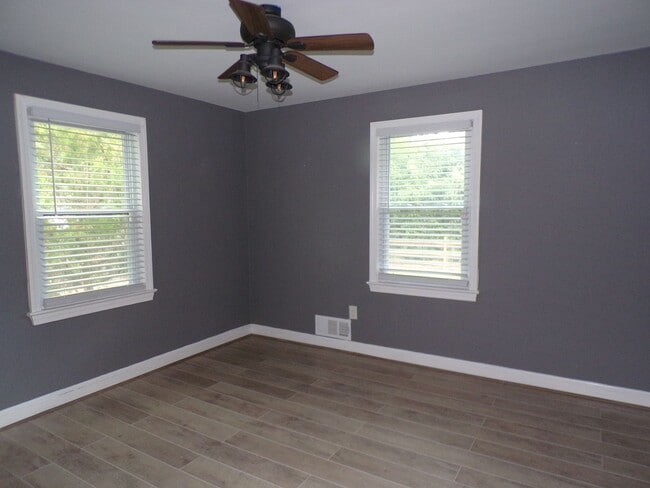 Building Photo - Charming Ranch-Style Home with Finished Ba...