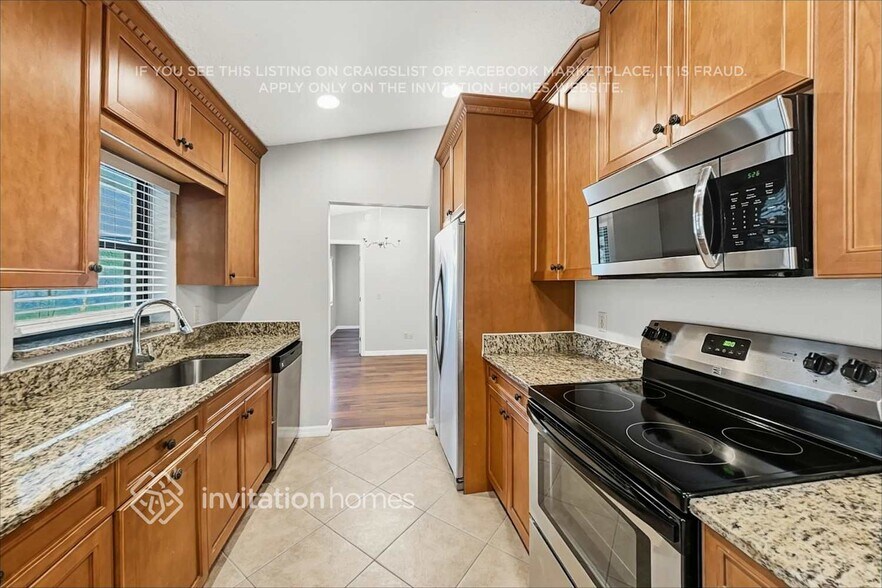 Building Photo - 1009 Dishman Loop