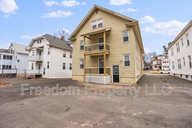 Building Photo - 9 Bretton Rd