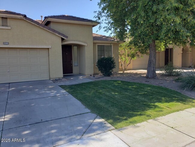 Building Photo - 1168 W Desert Hollow Dr
