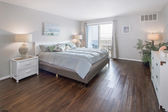 Building Photo - 1101 E Brigantine Ave