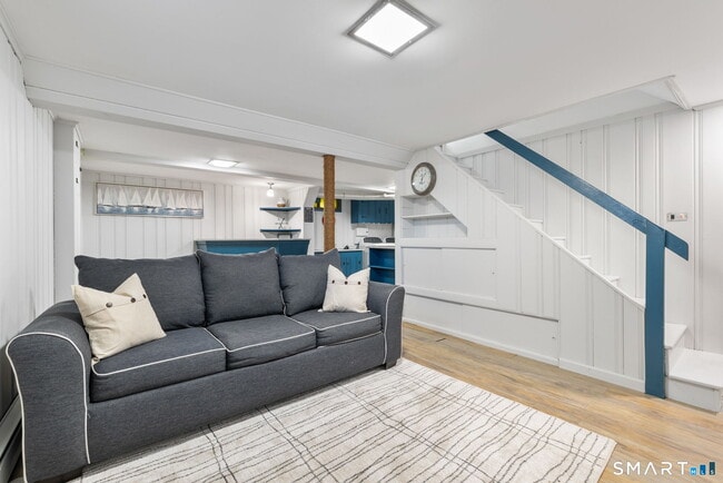 Building Photo - 103 Edgemere Ave