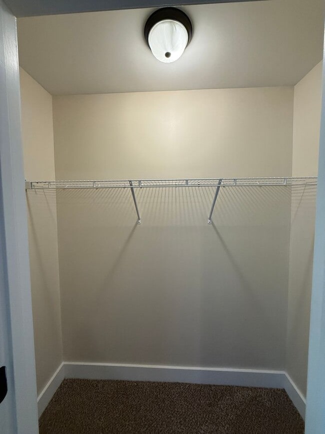 Building Photo - For Rent – 3 Bedroom, 2.5 Bath Home near M...