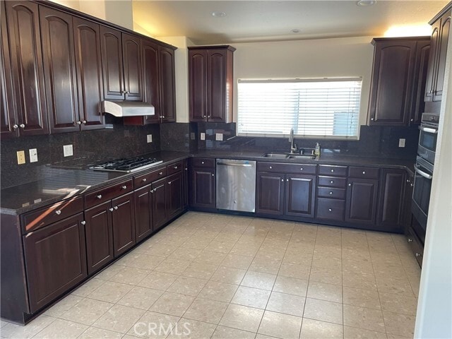 Building Photo - 138 W Canada