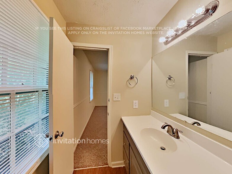 Building Photo - 2135 GA-85