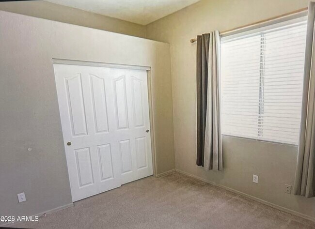 Building Photo - 4228 E Tether Trail