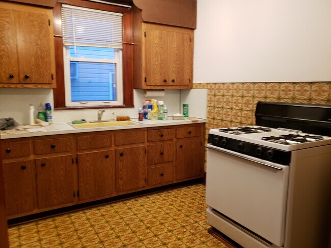 Kitchen - 23 Division Ave