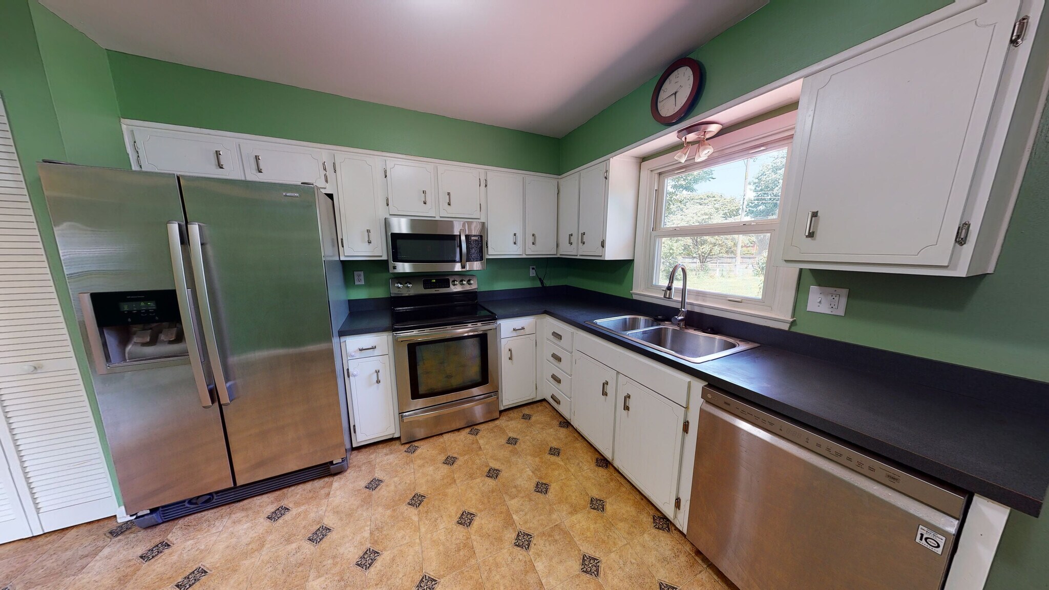 Building Photo - 707 Dorsey Way