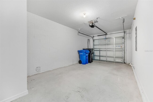 Building Photo - 455 Warm Heron Pl