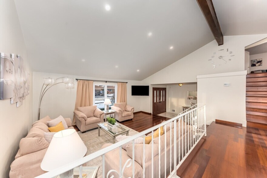 Building Photo - 8501 Loveland Ln