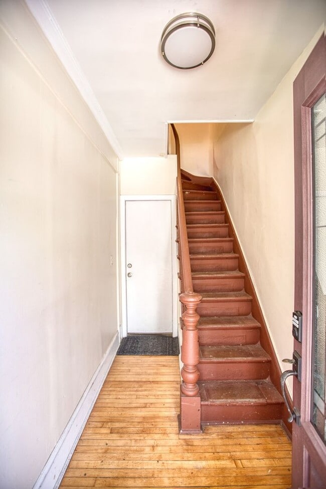 Building Photo - Sono Area of Norwalk 1 Bedroom apartment