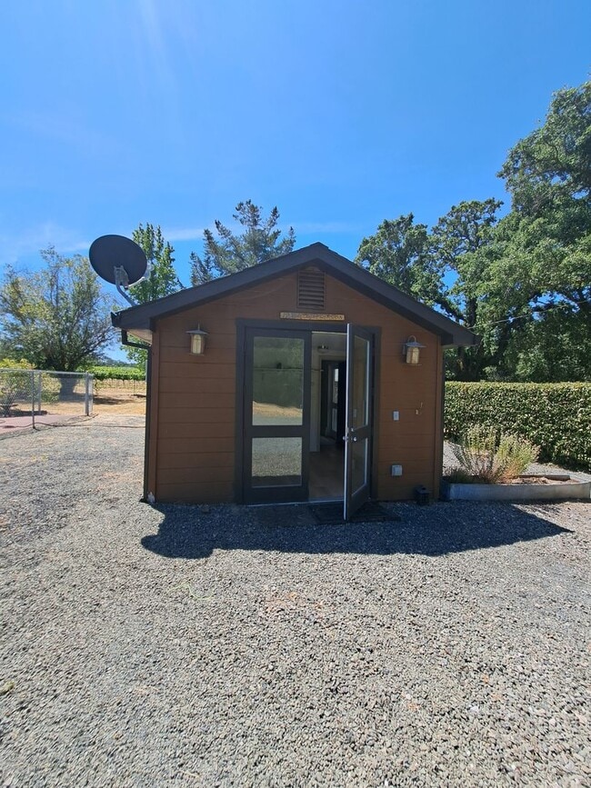 Building Photo - Living that Country Life in Napa - Close t...