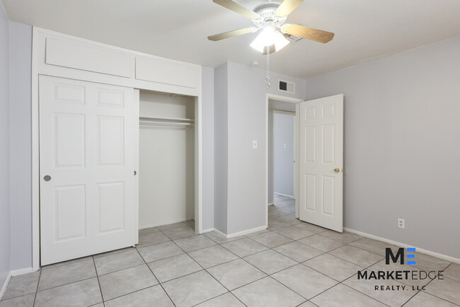 Building Photo - 4 Bed/2Bath Home at 39th Ave/Camelback! Re...