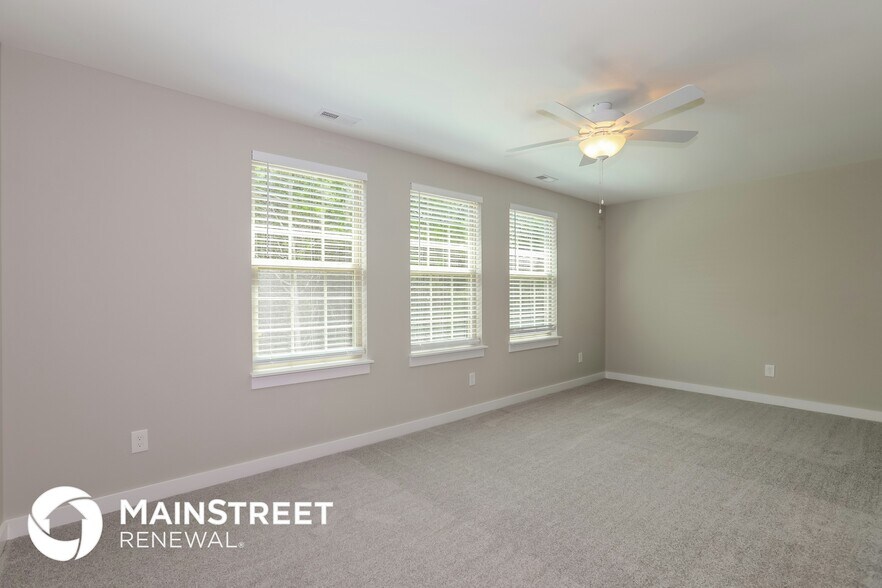 Building Photo - 5335 Nancy Seward Dr