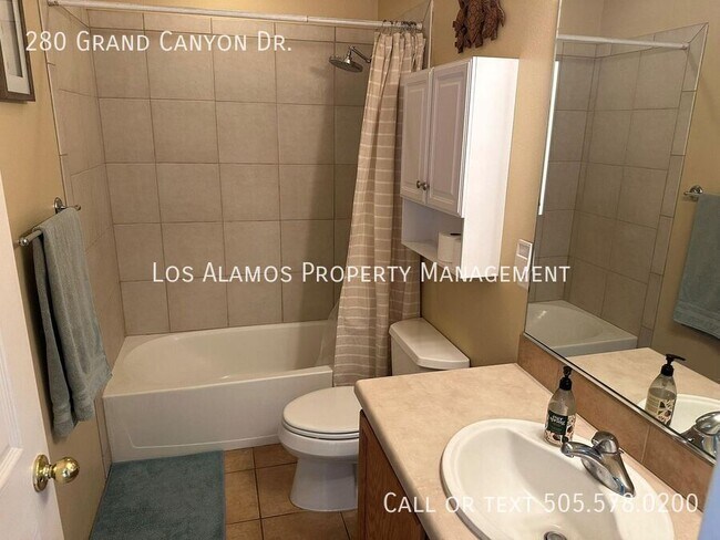 Building Photo - 280 Grand Canyon Dr