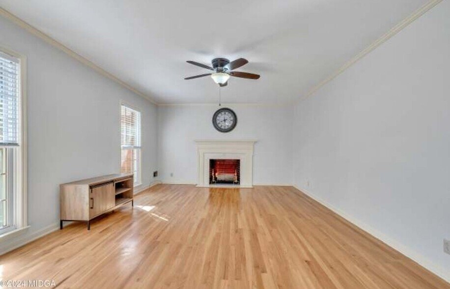 Building Photo - 780 Captain Kell Dr