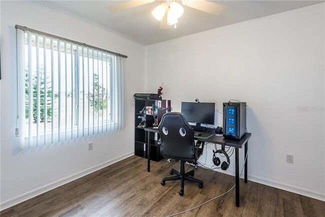 Building Photo - 7557 S Blue Sage