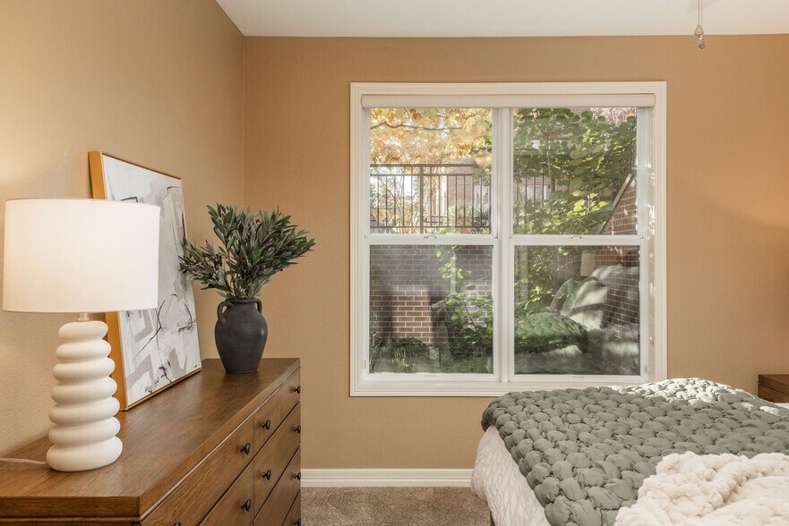 Building Photo - 1684 Fillmore St