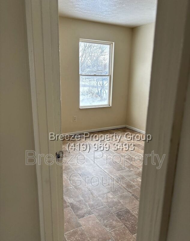 Building Photo - 57 W Warren Ave