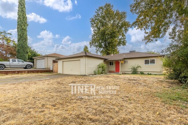 Building Photo - 3960 Annabelle Ave