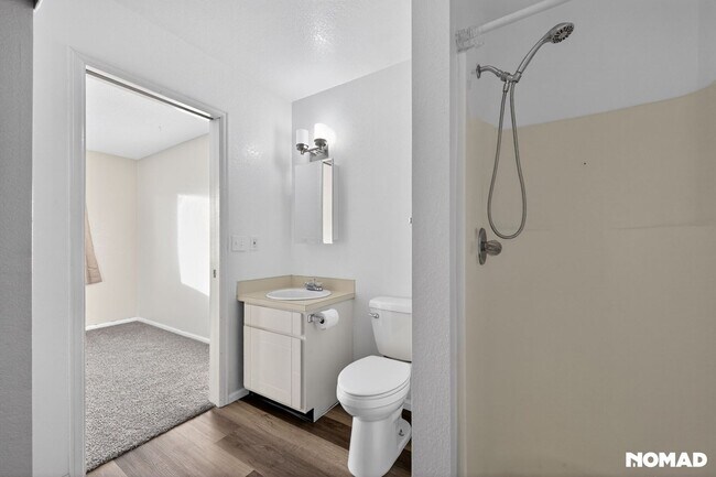 Building Photo - Charming 2BR Apartment in Windsor