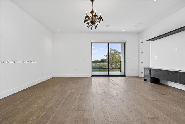 Building Photo - 16709 Botaniko Dr N