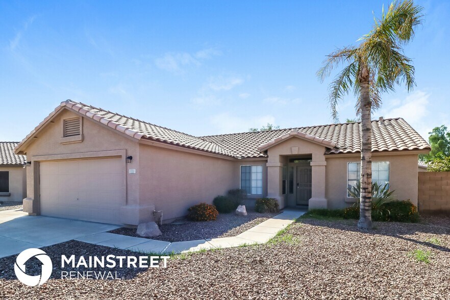 Building Photo - 9702 N 93rd Dr