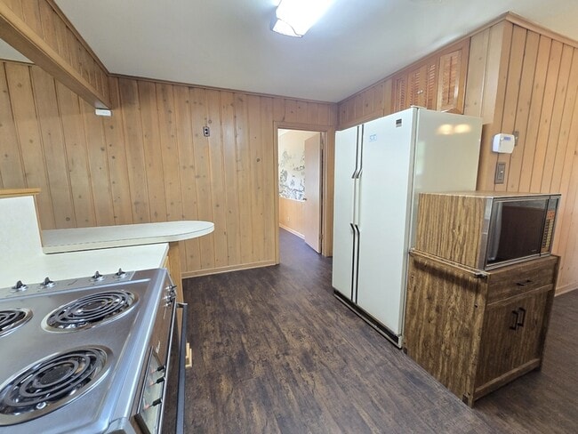 Building Photo - 516 Lehigh Pl