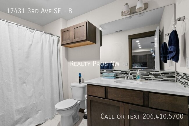 Building Photo - 17431 3rd Ave SE