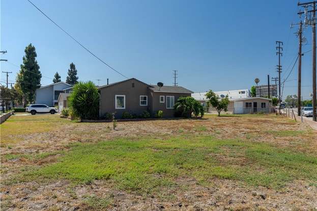 Building Photo - 9412 Nance Ave