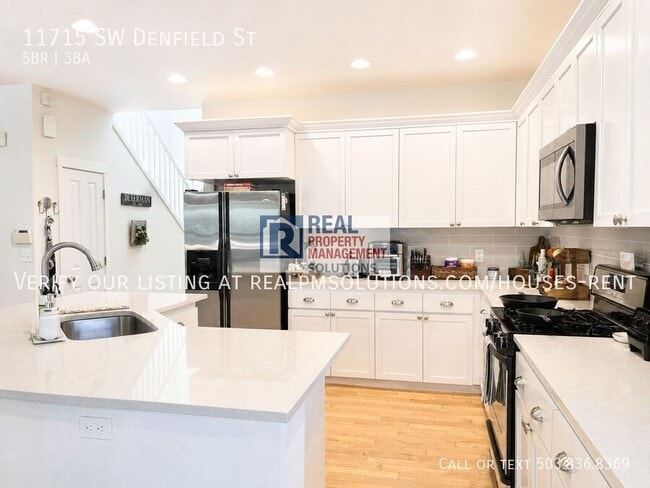 Building Photo - 11715 SW Denfield St
