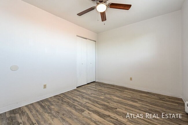 Building Photo - 510 Dayton St