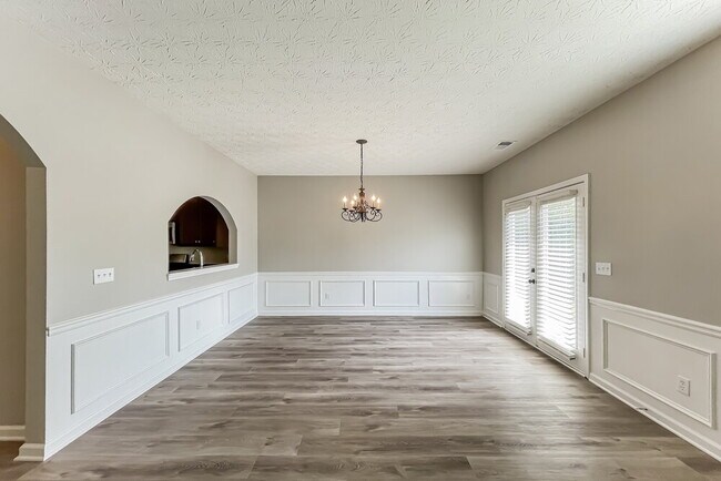 Building Photo - 7087 Littlebrook Way