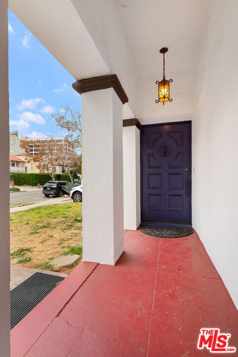 Building Photo - 6611 W 6th St